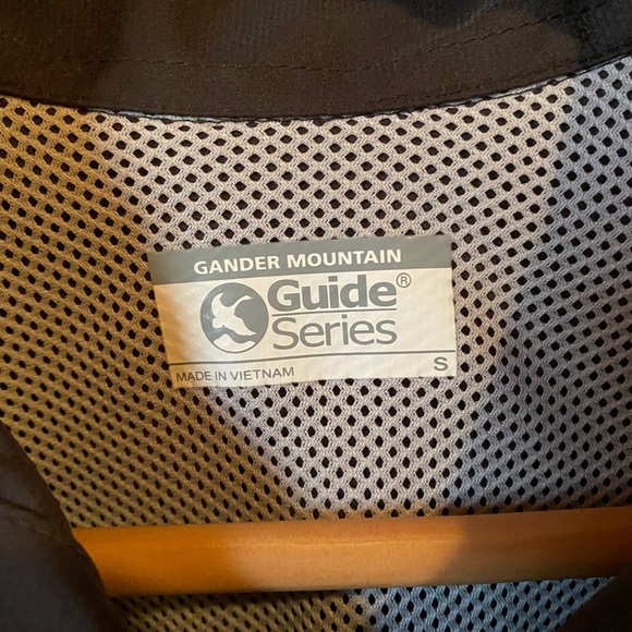 Gander Mountain hiking/fishing casual shirt - Picture 3 of 15